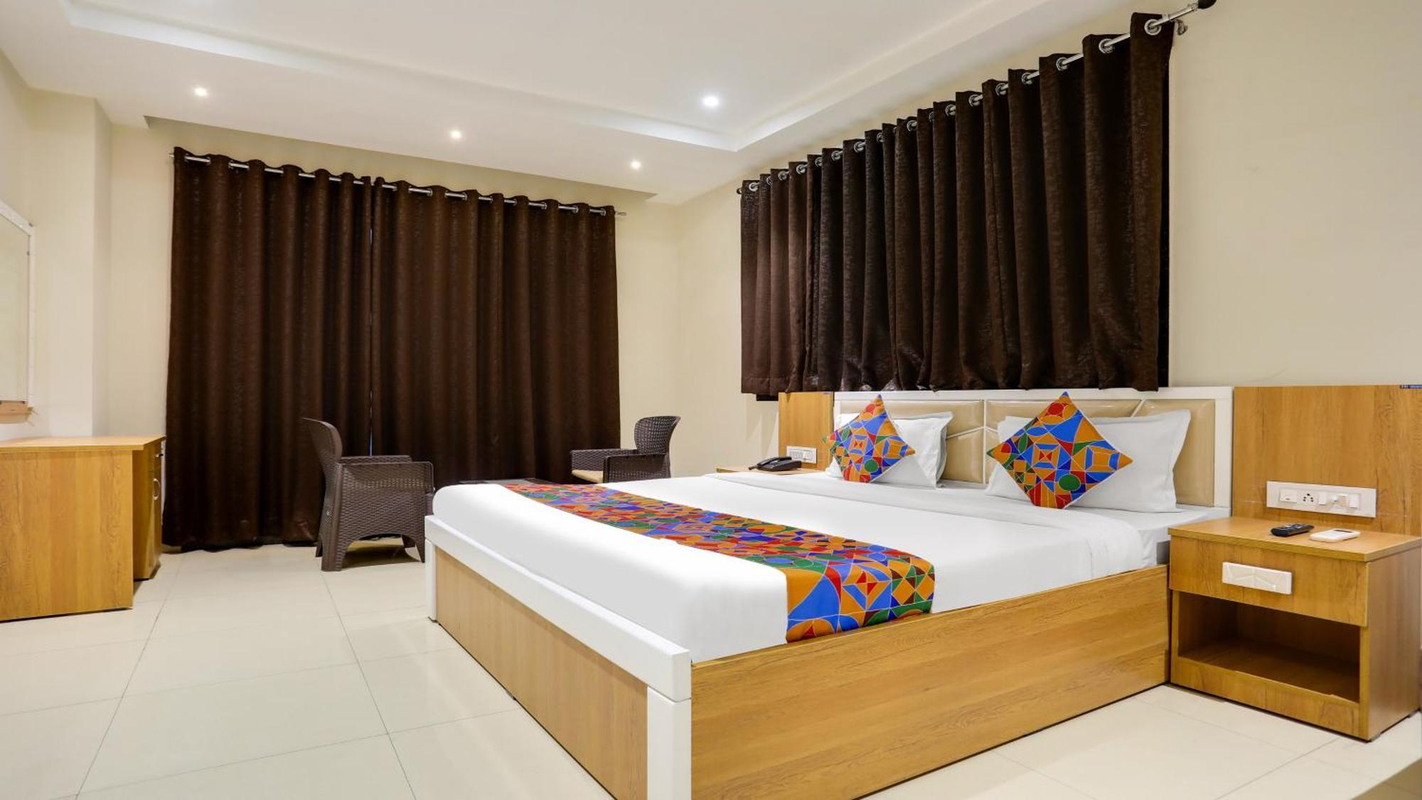 Fabhotel Mansarovar Inn Raipur  Bagian luar foto