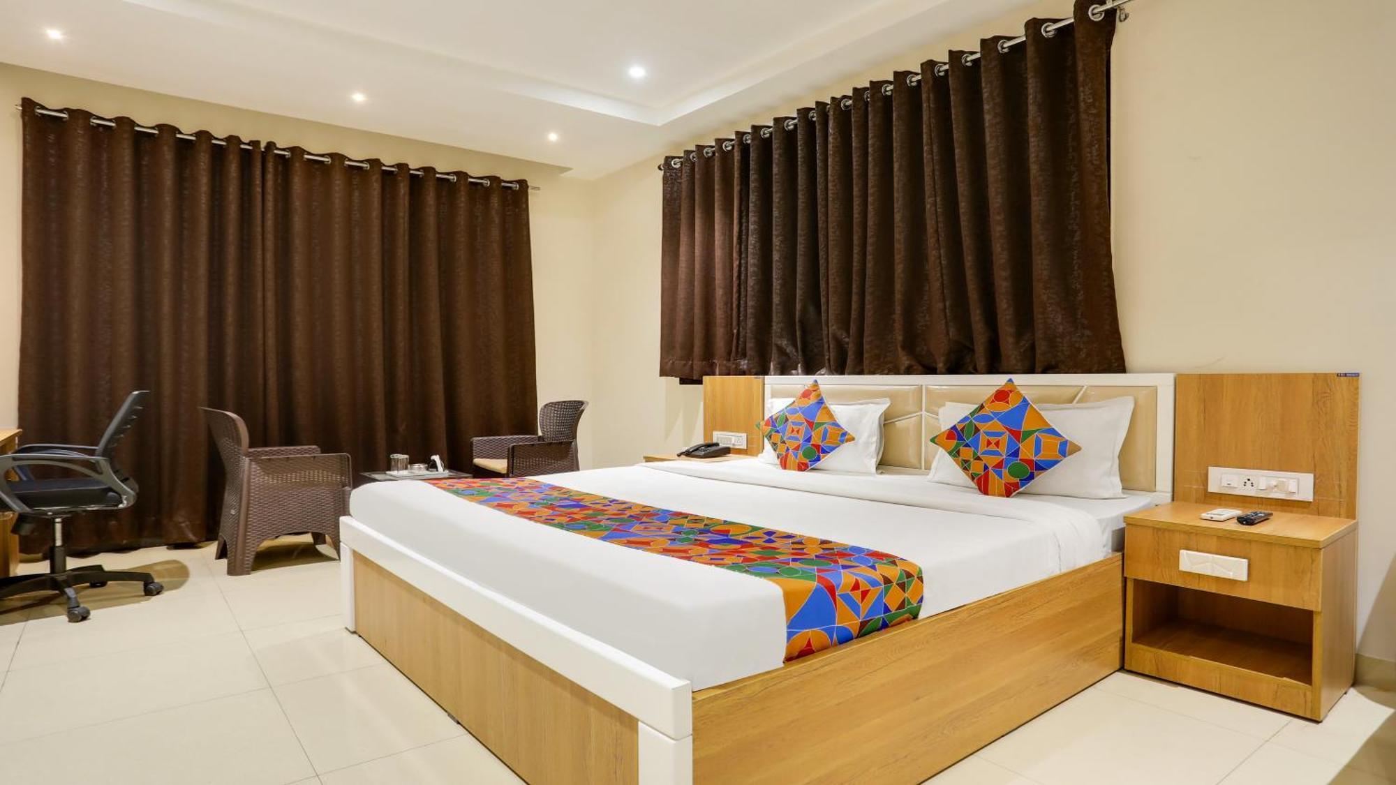 Fabhotel Mansarovar Inn Raipur  Bagian luar foto