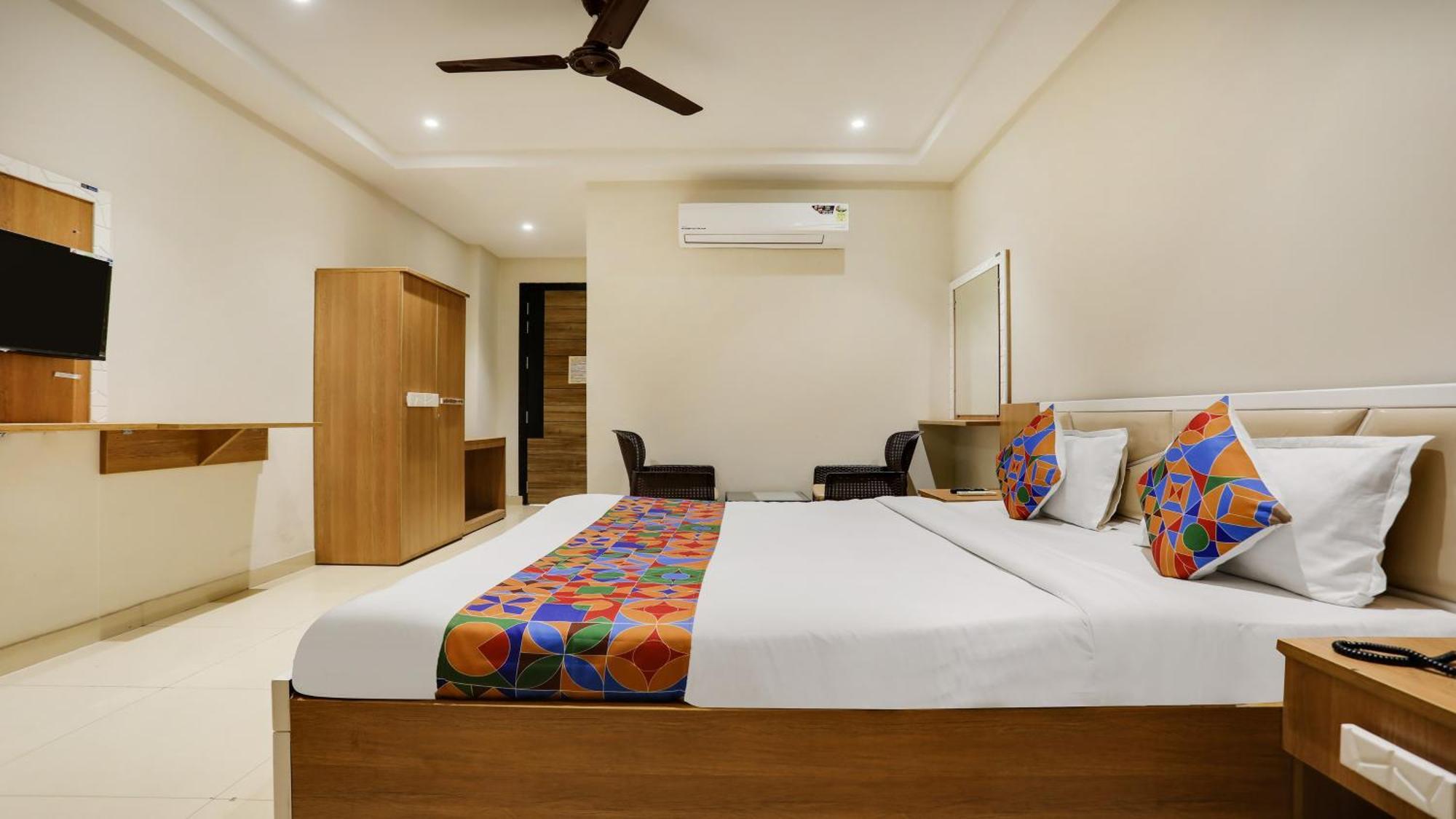 Fabhotel Mansarovar Inn Raipur  Bagian luar foto