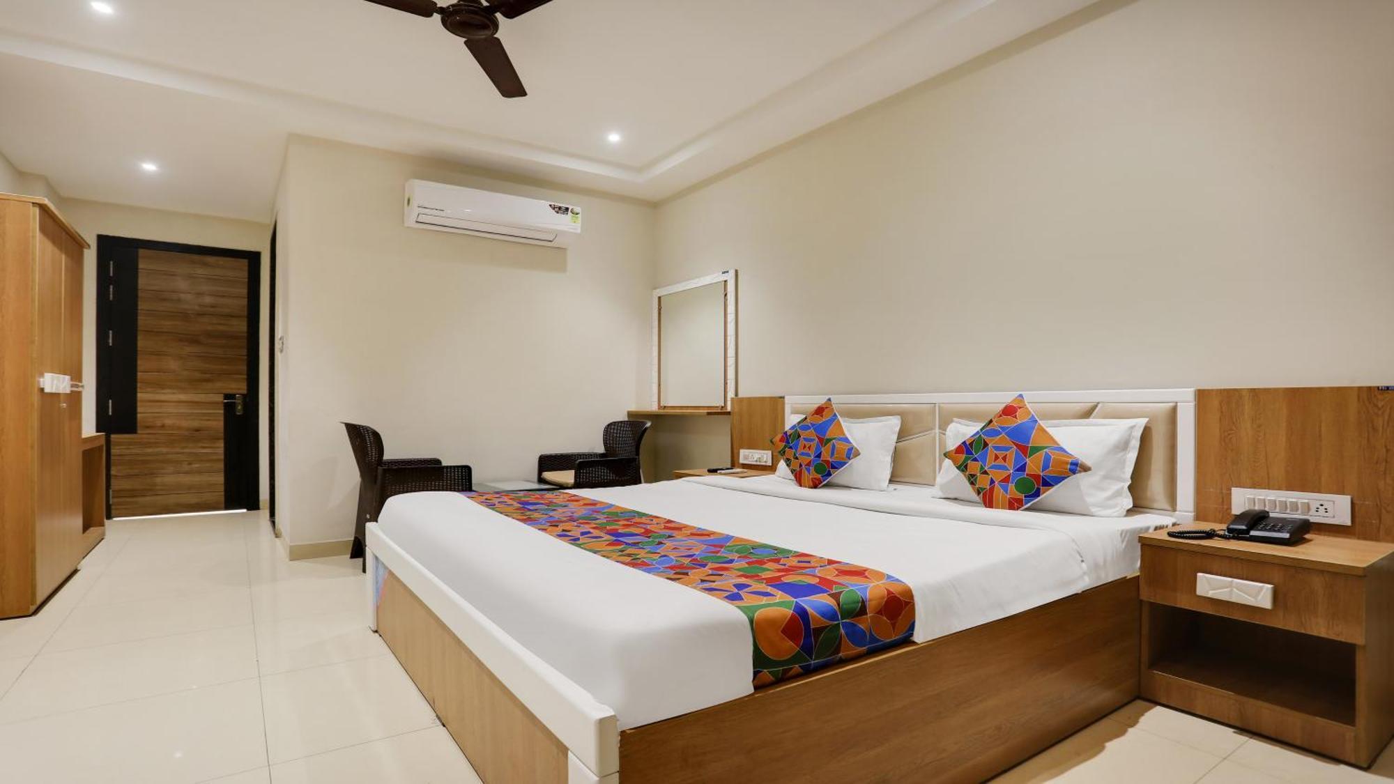 Fabhotel Mansarovar Inn Raipur  Bagian luar foto
