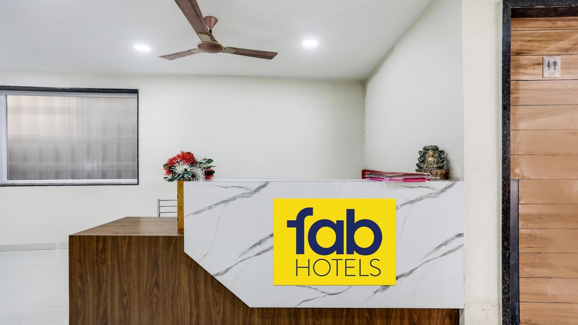 Fabhotel Mansarovar Inn Raipur  Bagian luar foto